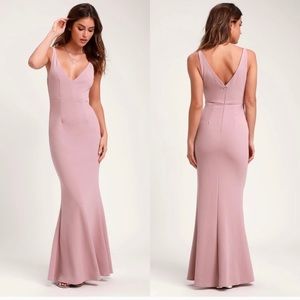 LuLus Melora Dress in Dusty Rose. Great condition!